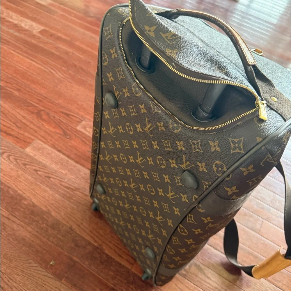 Louis Vuitton Monogram Canvas Rolling Duffel in Brown and Tan
